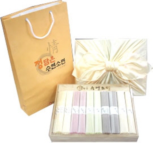 Jeongdameun Five-Color Dried Noodles Gift Set 2.7kg (wrapped in cloth)  Made in Korea