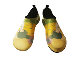 SKIN SHOES, aqua shoes, gym shoes (Echi - Flower)  Made in Korea