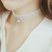 necklace-girl-diary-neck