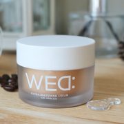 new-wednesday-cosmetics-extra-whitening-cream-with-white-lily-1